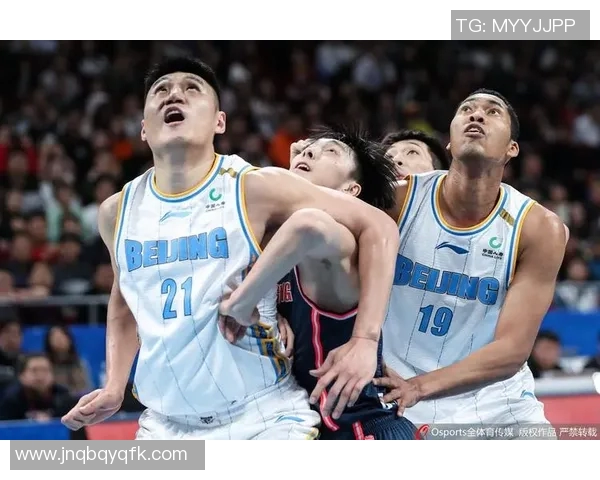 赛后复盘：武汉篮球队与深圳篮球队的战术意识与表现分析